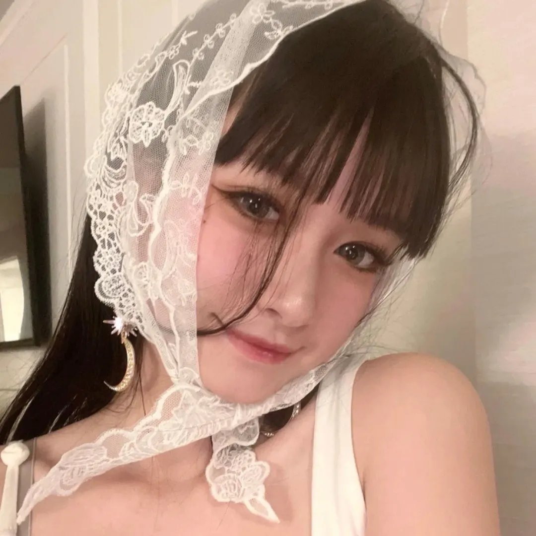 花瓣 海报